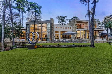 Discover Luxury Homes in Houston TX 